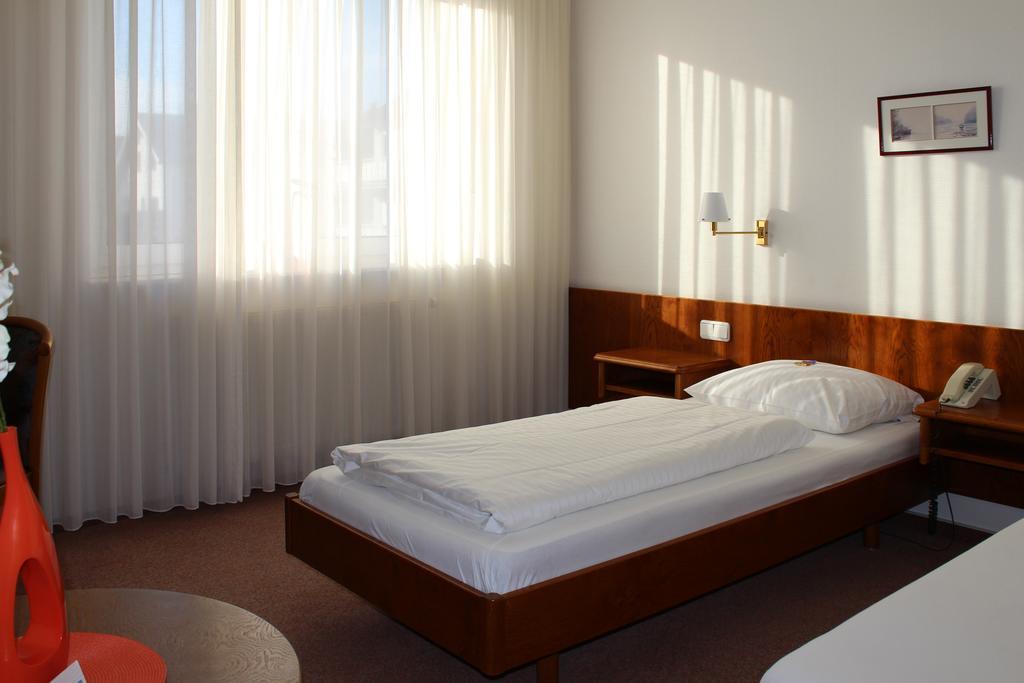 Hotel La Taverna Rosbach vor der Höhe Room photo